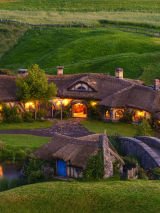 New Zealand showcase with Return Flights