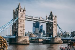 Melbourne to London
From $1,465 per person
(code: SQLON)*